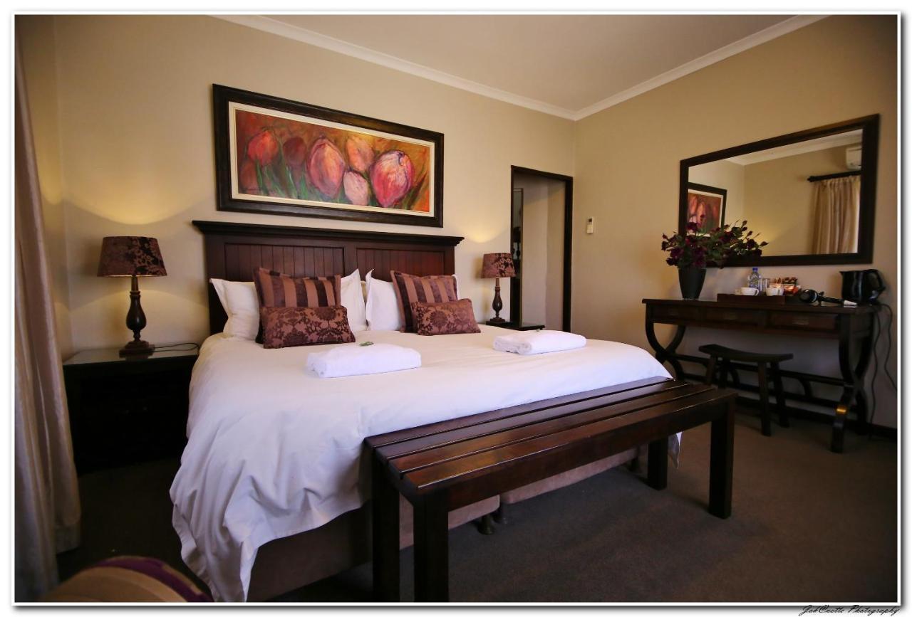 Celtis Country Lodge & Restaurant Middelburg  Exterior photo